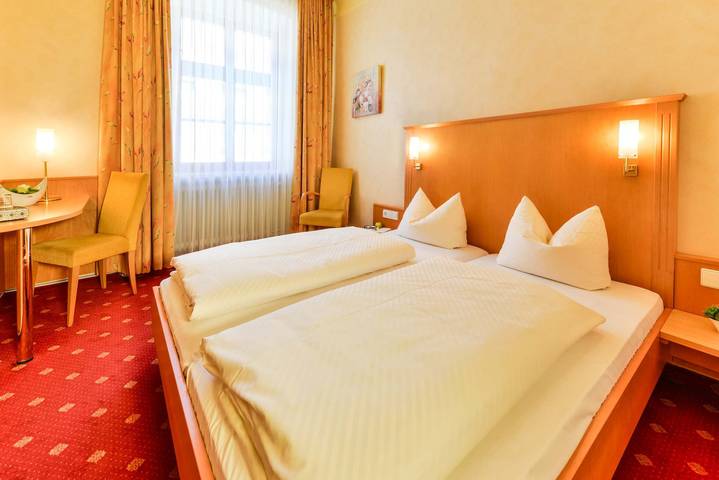 Hotel Restaurant Sonne - Doppelzimmer Classic in Gengenbach, Kinzigtal