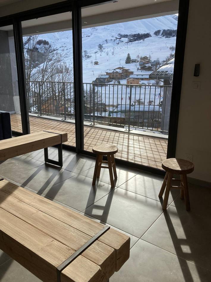 Gîte pour 13 personnes, avec balcon dans Office De Tourisme Des Albiez - 4