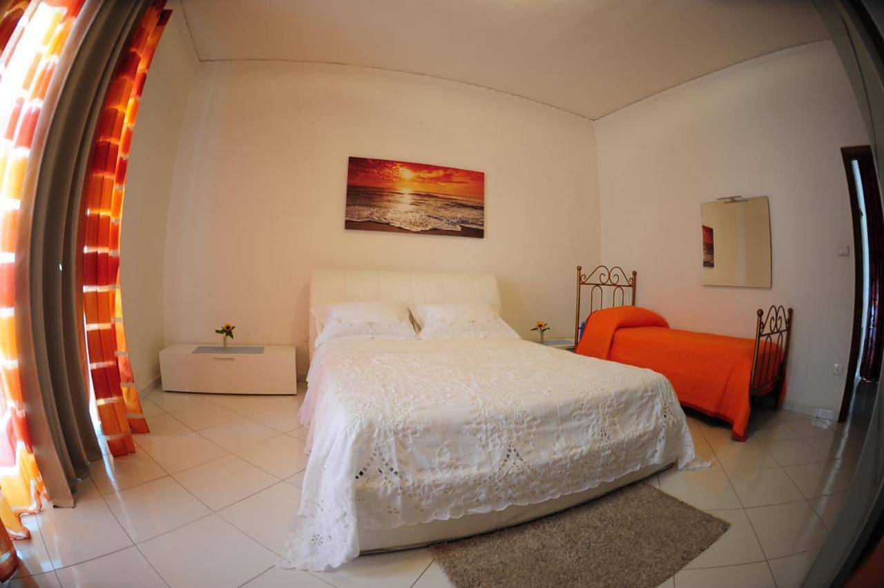 Appartamento intero, Two-Bedroom Apartment with Balcony in Torre del Greco, Parco nazionale del Vesuvio