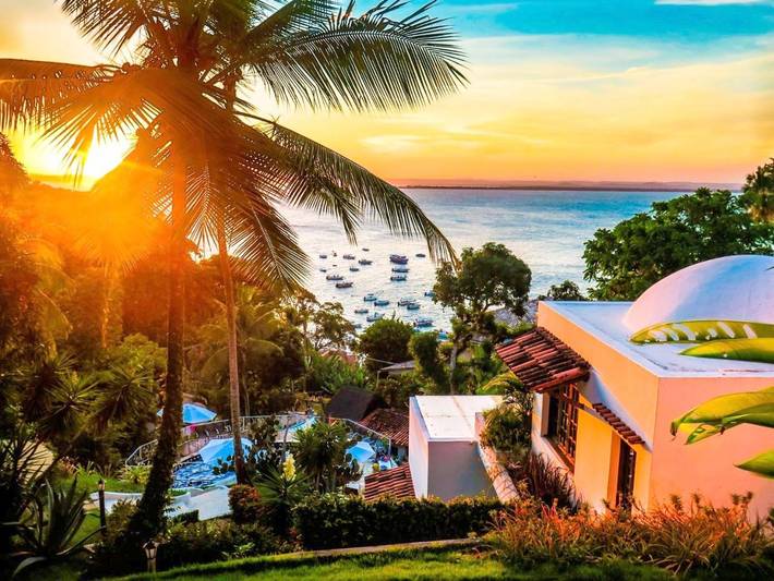 Pousadas para 6 pessoas, com piscina e jardim e ainda jacuzzi, adaptado a crianças em Morro de São Paulo