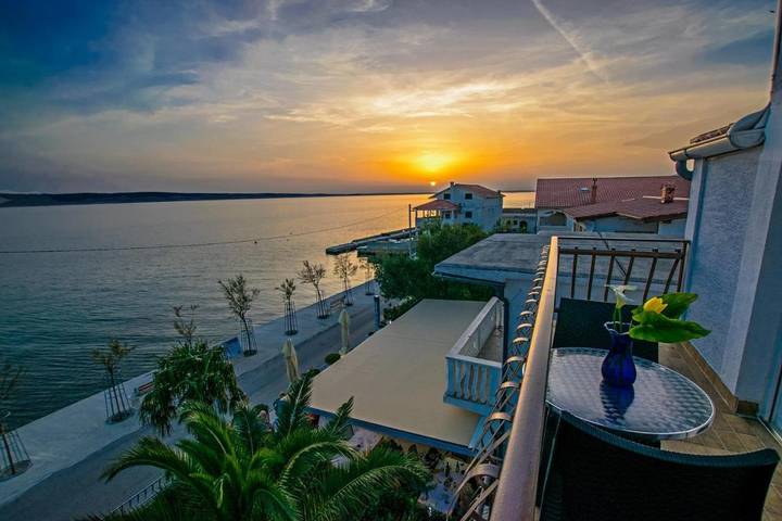 BnB für 2 Personen, mit Garten und Ausblick in Zadar