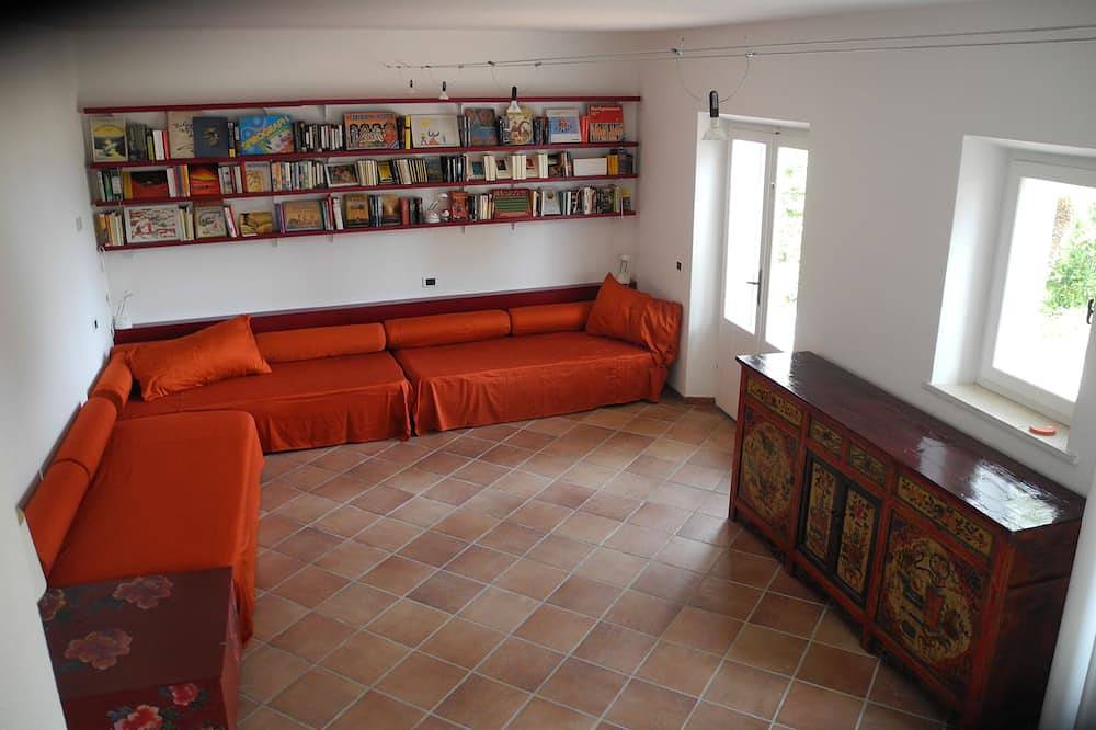 Maison de vacances spacieuse avec vue sur la mer et jardin près de la plage sur l'île d'Elbe in Sant'Andrea, Ile d'Elbe