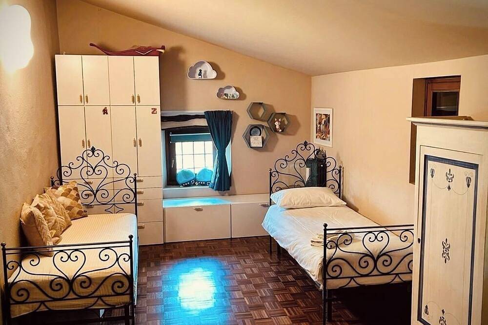 Charming 4 bedroom farmhouse in Valpolicella in Negrar di Valpolicella, Provincia di Verona