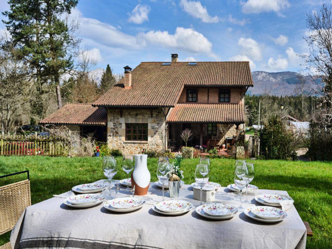 Ganze Wohnung, Haus in der Nähe von Vitoria mit großem Garten in Otxandio, Cordillera Cantábrica