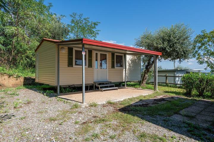 Gîte pour 4 personnes, avec jardin et bassin pour enfant, animaux acceptés à Montecatini-Terme