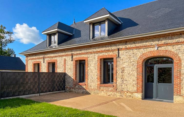 Location de vacances pour 10 personnes, avec jardin à Bordeaux-Saint-Clair