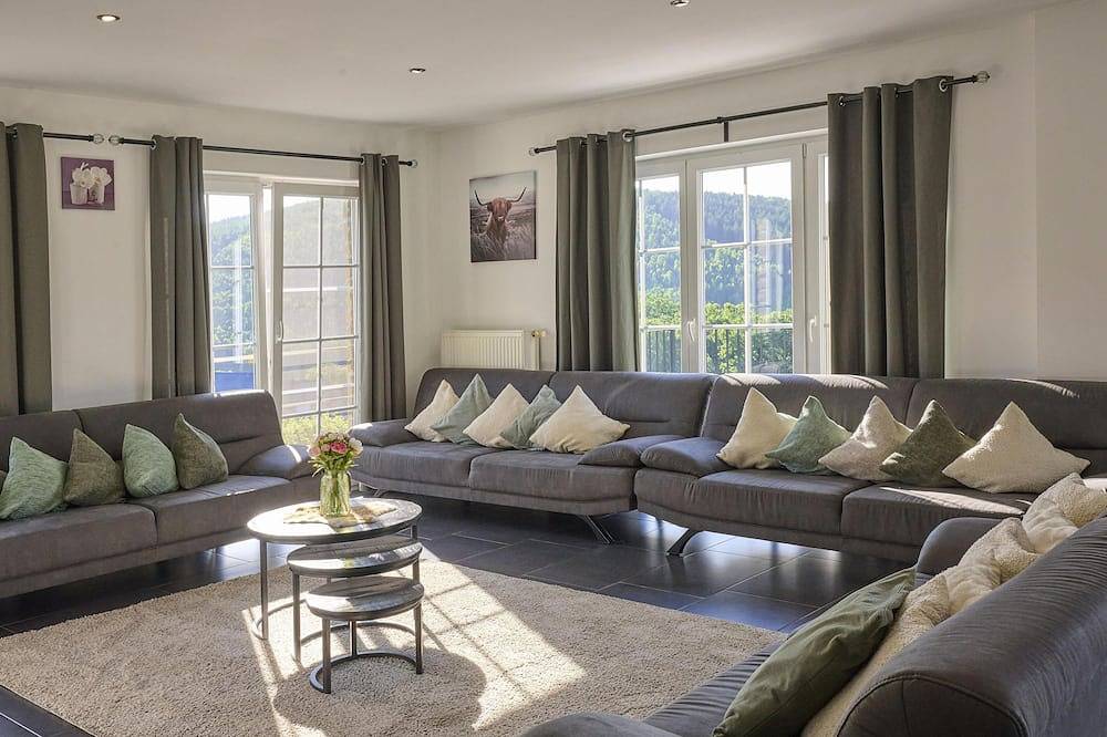 Schönes Gruppenhaus mit großem Garten in Lierneux, Lüttich und Umgebung