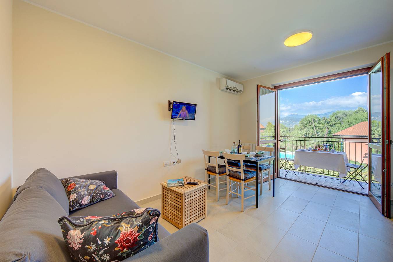 Cottage del Lago in Ceresolo, Laveno-Mombello