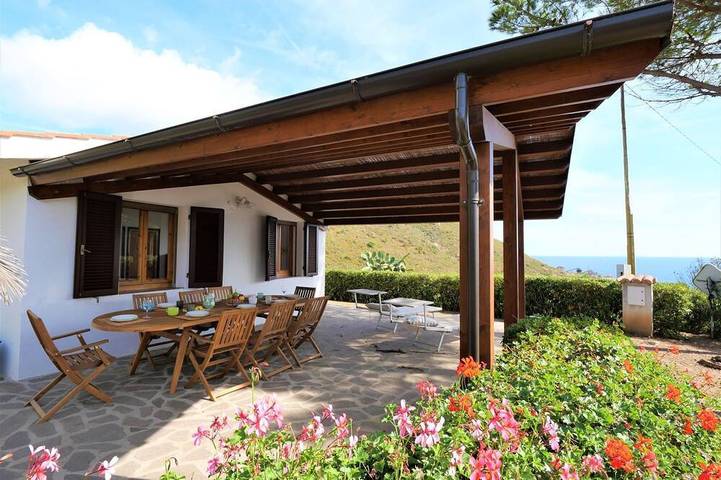 Maison de vacances pour 8 personnes, avec jardin, animaux acceptés à Innamorata