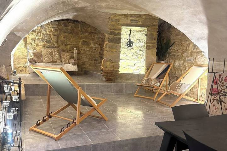 Gîte pour 8 personnes, avec piscine à Saint-Maurice-de-Cazevieille - 3