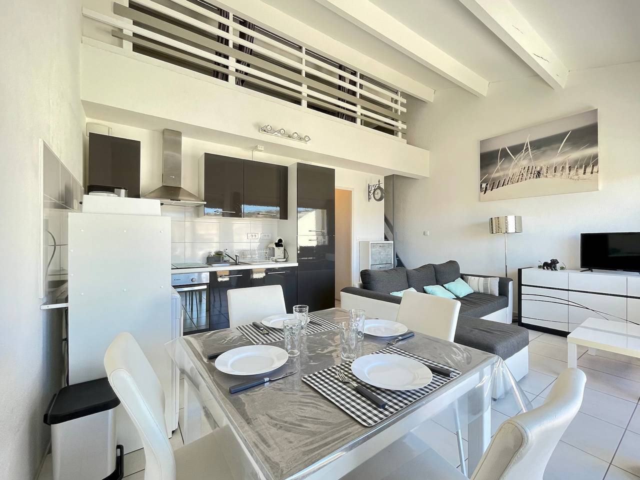 Ganze Wohnung, Klimatisierte Wohnung für 6 Personen mit Kanalblick und Parkplatz in Sète in Sete, Côte d'Améthyste