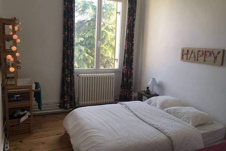 Location de vacances pour 8 personnes, avec terrasse et jardin, animaux acceptés à Tamniès - 2