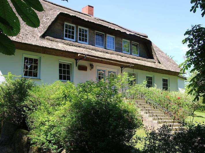 Ferienhaus für 6 Personen, mit Terrasse und Garten in Sassnitz