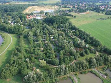 Ferienpark für 4 Personen, mit Terrasse und Seeblick, kinderfreundlich an der Nordsee