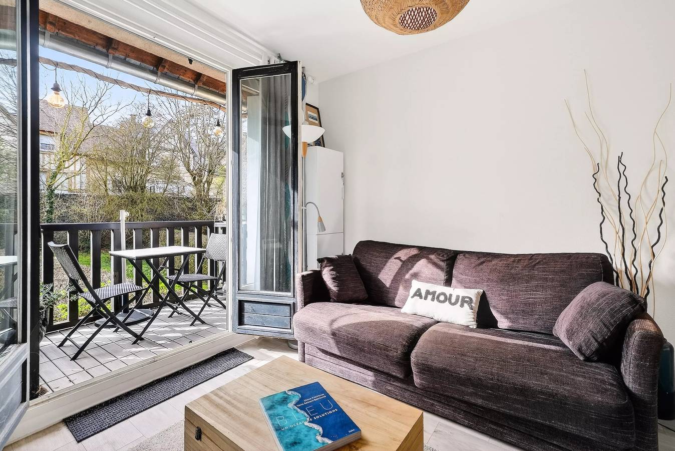 Appartement entier, Appartement 4 personnes avec parking et balcon - Confort - super Home in Saint-Arnoult, Région de Lisieux