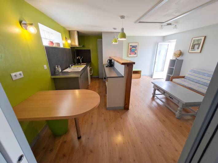 Gîte pour 4 personnes, avec Balcon/Terrasse et Terrasse à Bû