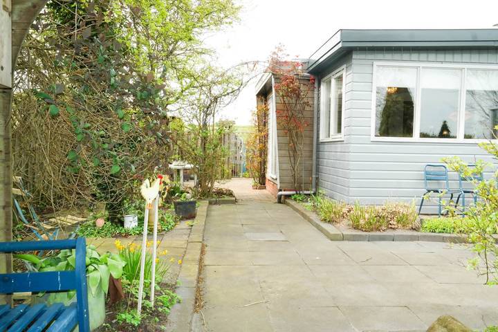 Chalet für 3 Personen, mit Seeblick und Terrasse sowie Ausblick und Garten, mit Haustier in Anjum - 3