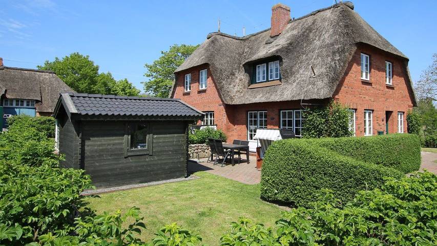 Ferienhaus für 4 Personen, mit Terrasse und Garten - 1