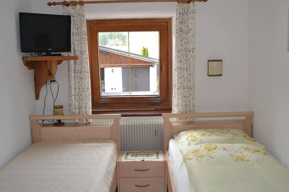 Entire apartment, Single room with shower - Landhaus Mayer in Achenkirch, Tirolean lowland region