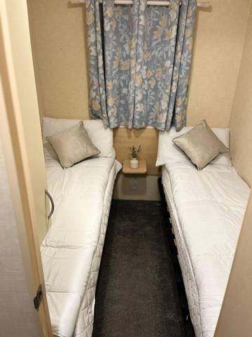 Holiday Rental for 8 People in Clacton-on-Sea, Essex, Photo 2