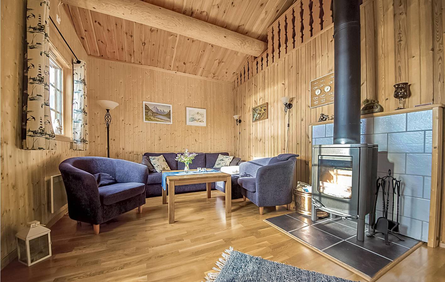 Ferienhaus für 6 Personen mit Terrasse in Sykkylven