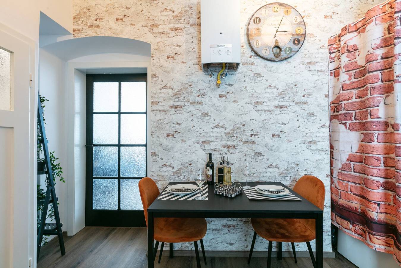 Ganze Wohnung, 6 Minuten zu Fuß zur U-Bahn - 3 Haltestellen zum Stadtzentrum in Wien, Wienerwald