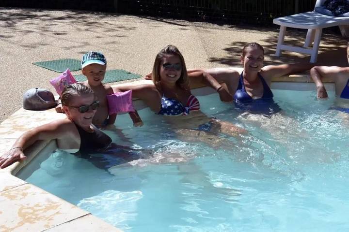 Camping pour 2 personnes, avec Piscine