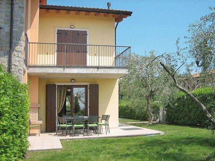 Location de vacances pour 8 personnes, avec jardin et terrasse à Bardolino - 2