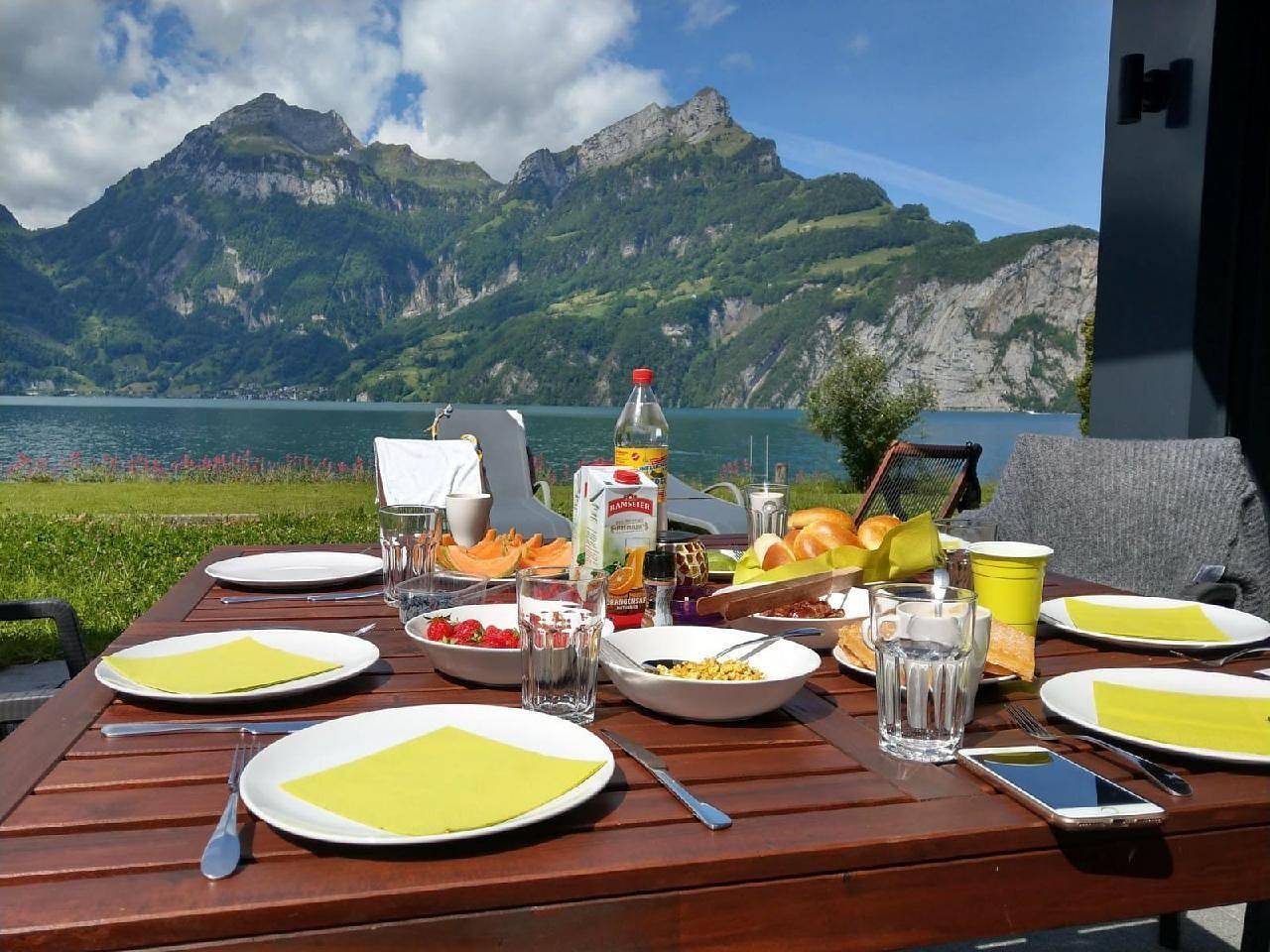 Villa am See 3 - Beach House in Lago de los Cuatro Cantones