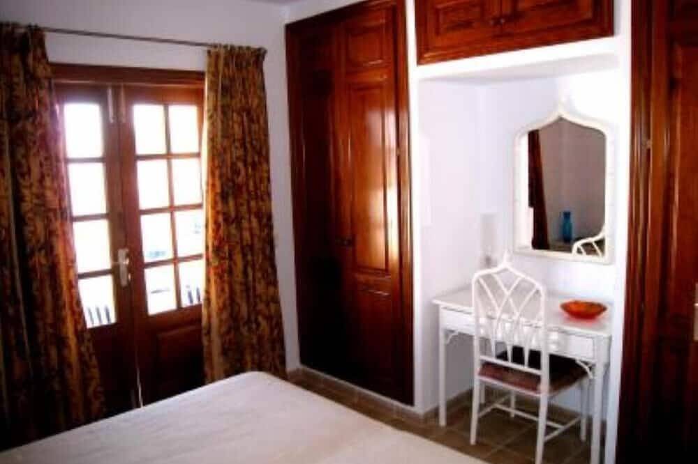 Urb. La Concha. 3 slaapkamer oceaan zwembad en wifi in Playa Honda, Arrecife