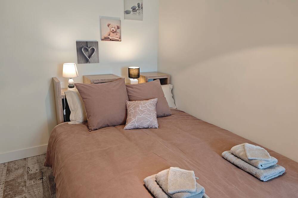 Maison familiale  avec Jardin Parking privé 25min Puy du Fou in Cholet, Région de Cholet