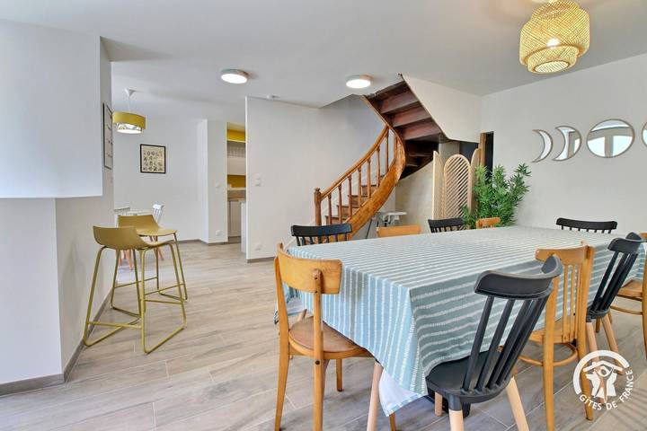 Gîte pour 8 personnes, avec jardin à Josselin - 2