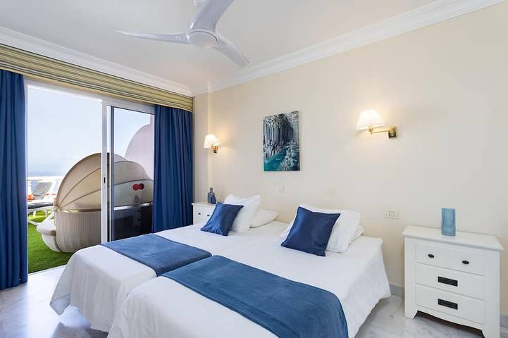 Appartement entier, Superbe Emplacement - Vue Panoramique Sur La Mer Et Le Cliff - WIFI - TV Satellite - Sky TV in Playa de los Guíos, Santiago del Teide
