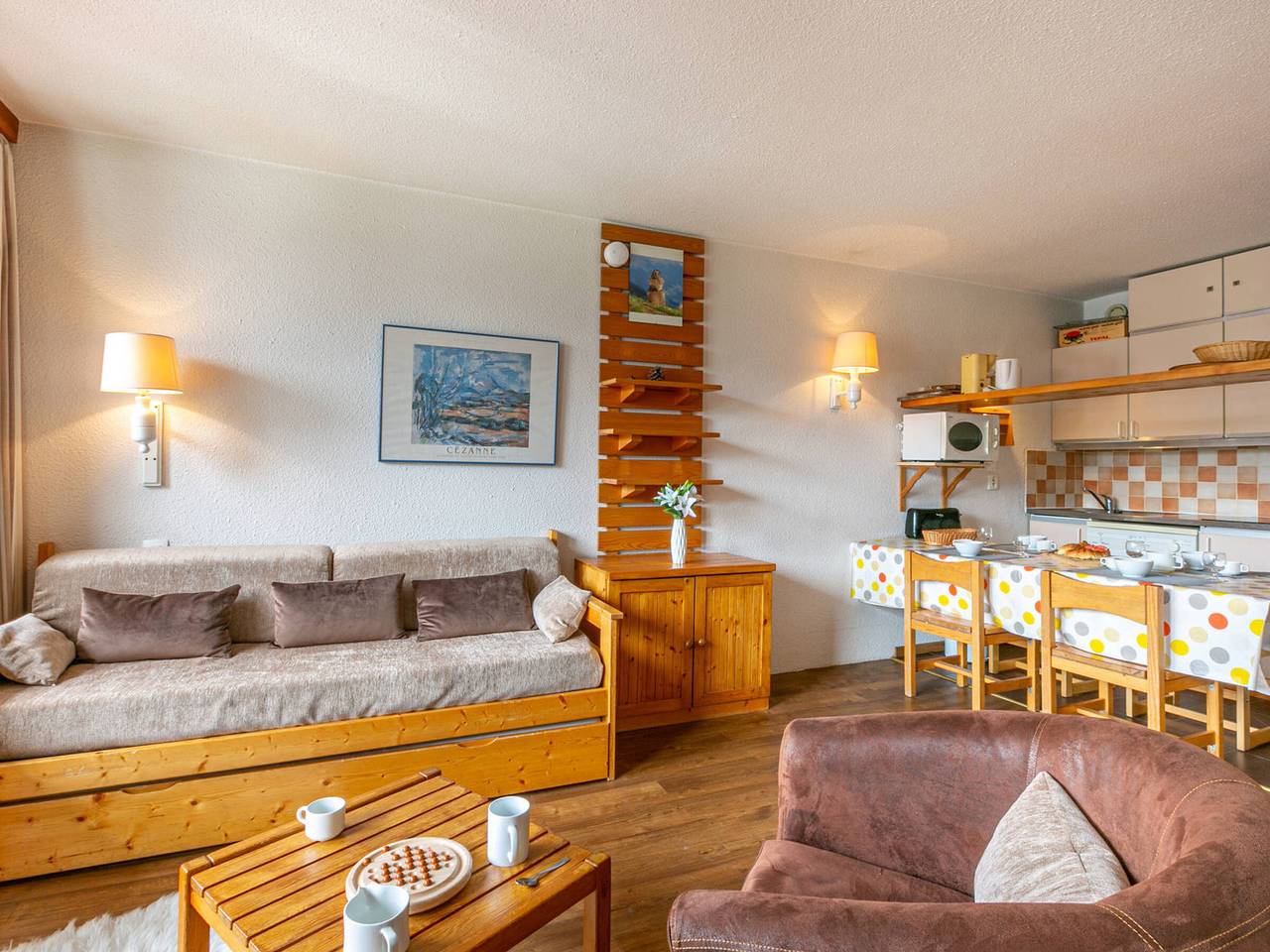 Studio entier, Appartement skis aux pieds à La Daille avec balcon et cuisine équipée in Val-d'Isère, Parc National de la Vanoise