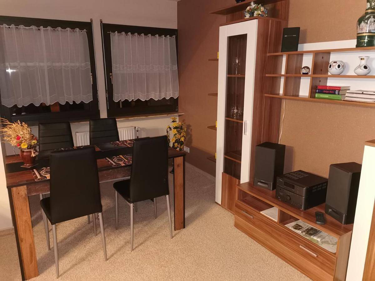 Ganze Wohnung, Two-Bedroom Apartment in Schwedt, Schwedt/Oder