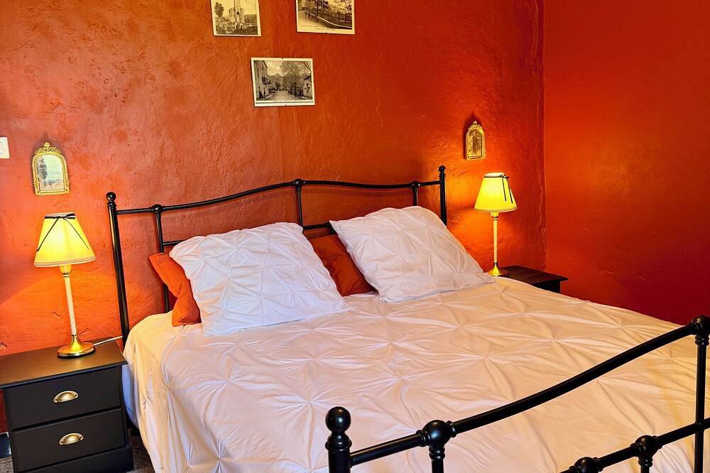 Maisonette avec jardin et vues imprenable sur l'eglise Saint Michel! in Murato, Région de Calvi