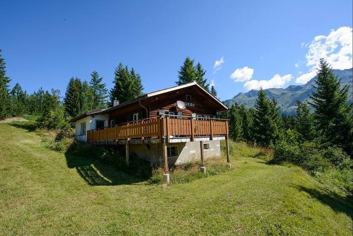 Chalet für 5 Personen, mit Terrasse und Garten in der Lenzerheide
