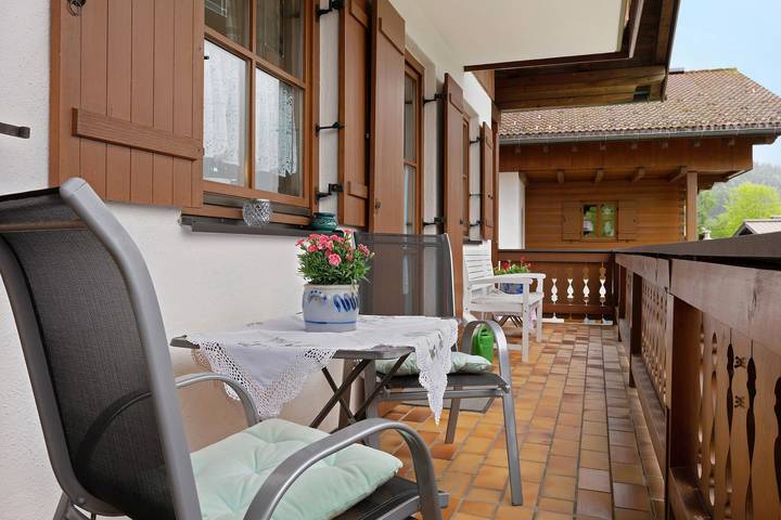 Ferienwohnung für 4 Personen, mit Balkon in Reit im Winkl - 2