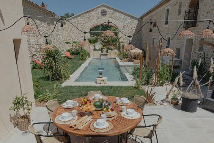Maison d’hôte pour 2 personnes, avec jardin ainsi que piscine et vue dans le Gard - 4