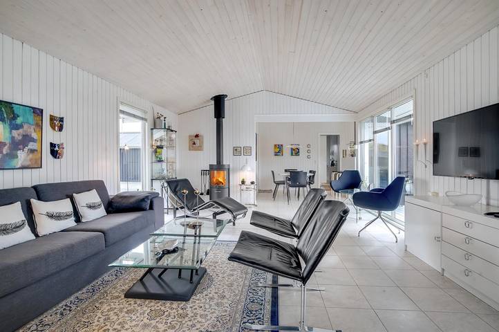 Ferienhaus für 6 Personen, mit Terrasse und Sauna in Blokhus - 3