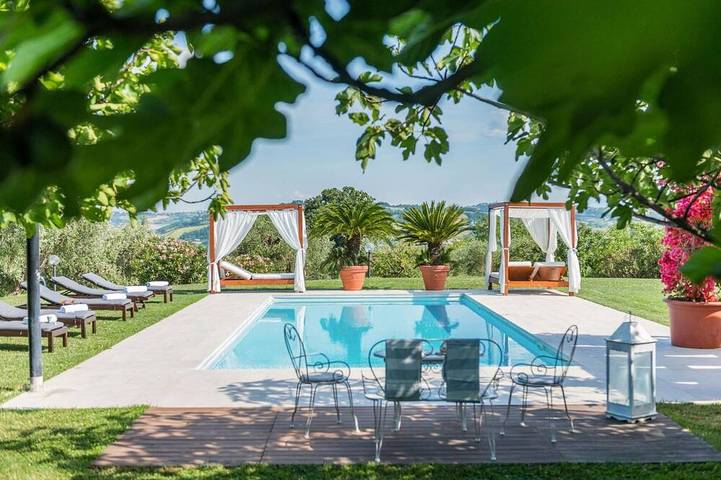 Ferienhaus für 11 Personen, mit Garten