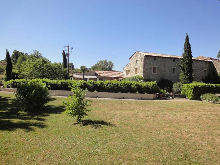 Chambre d’hôte pour 2 personnes, avec terrasse et vue ainsi que piscine et jardin à Courry - 2