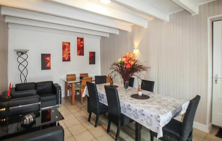 Location de vacances pour 4 personnes, avec terrasse à Saint-Julien-du-Gua - 2