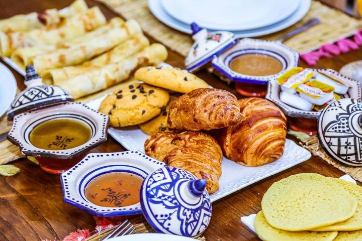 Location de vacances pour 8 personnes, avec vue ainsi que piscine et jardin, animaux acceptés dans Sidi Kaouki - 4