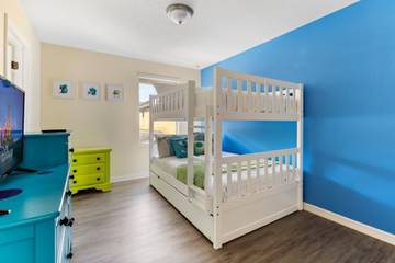 Vacation Home for 15 Guests in Kissimmee, Osceola County, Picture 4