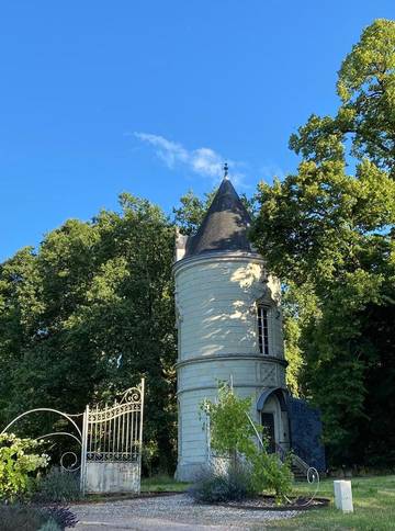 Gîte pour 2 personnes, avec jardin ainsi que terrasse et vue, animaux acceptés à Savonnières