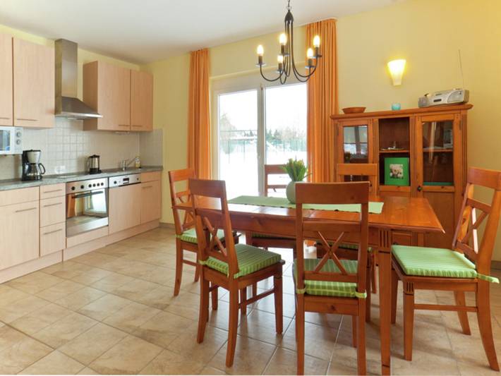 Ferienhaus für 6 Personen, mit Garten in Satow - 4