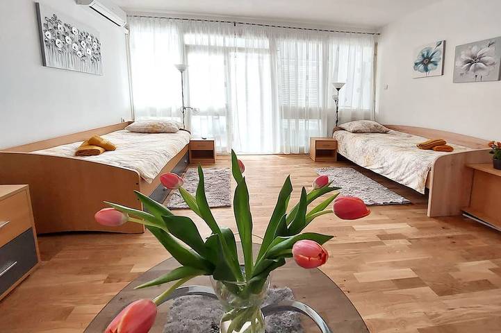 Ganze Wohnung, Ferienwohnung Oliva - Knin in Dalmatinisches Zagora