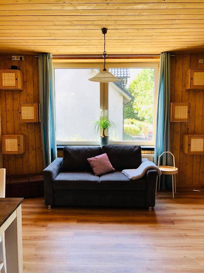 Ferienwohnung für 6 Personen, mit Terrasse und Garten in Lauscha - 4