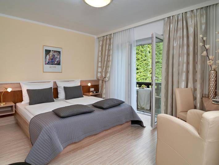 Ferienwohnung für 2 Personen, mit Garten und Seeblick, kinderfreundlich am Faaker See